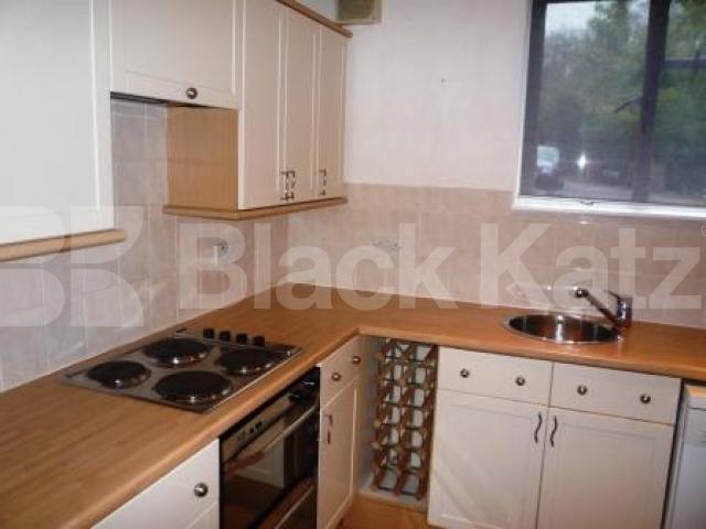 			1 Bedroom, 1 bath, 1 reception Flat			 Muswell Hill, MUSWELL HILL