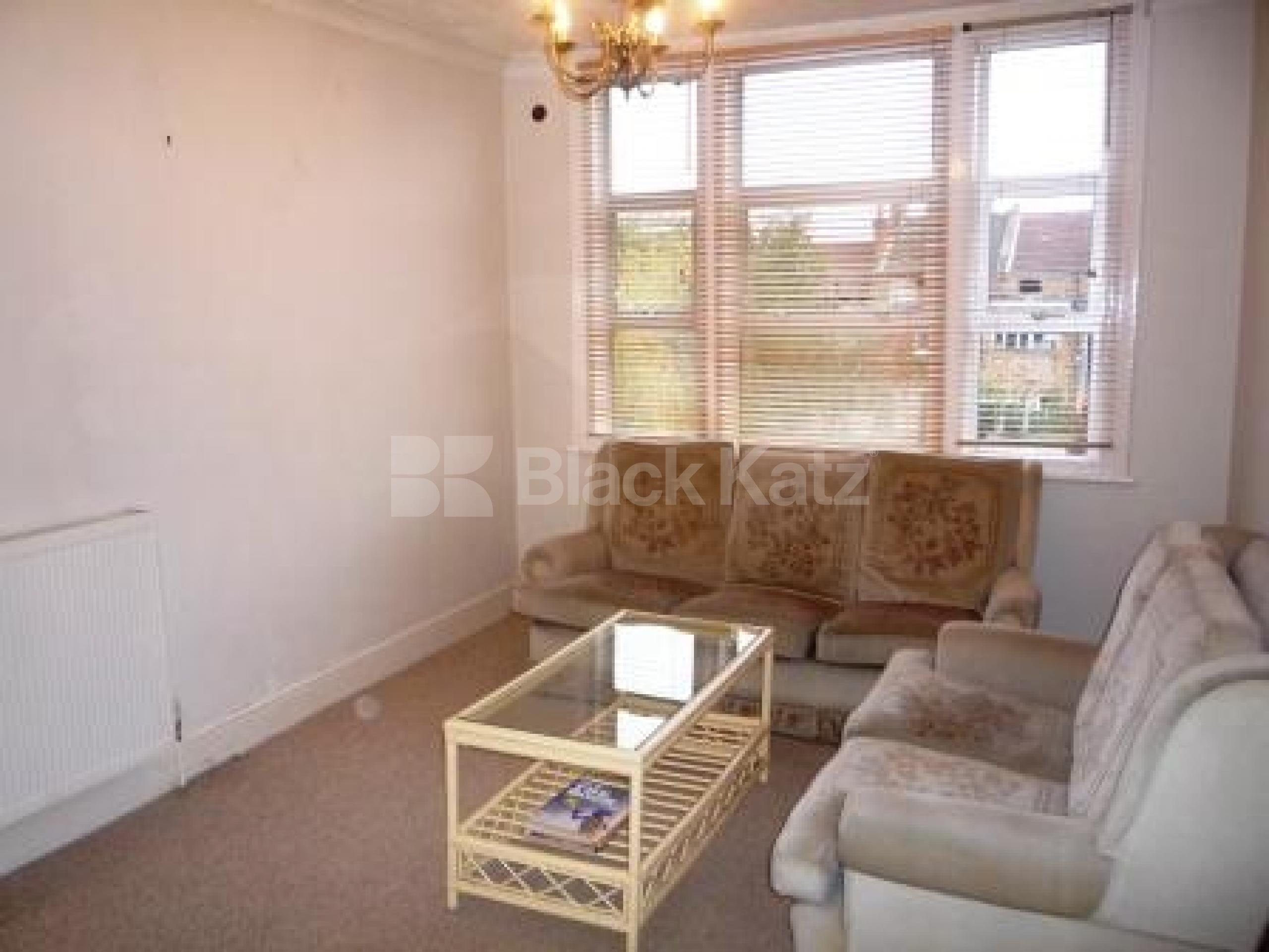 			2 Bedroom, 1 bath, 1 reception Flat			 Linzee Road, CROUCH END N8