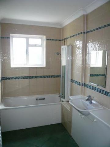 			3 Bedroom, 1 bath, 1 reception Flat			 Compayne Gardens, WEST HAMPSTEAD