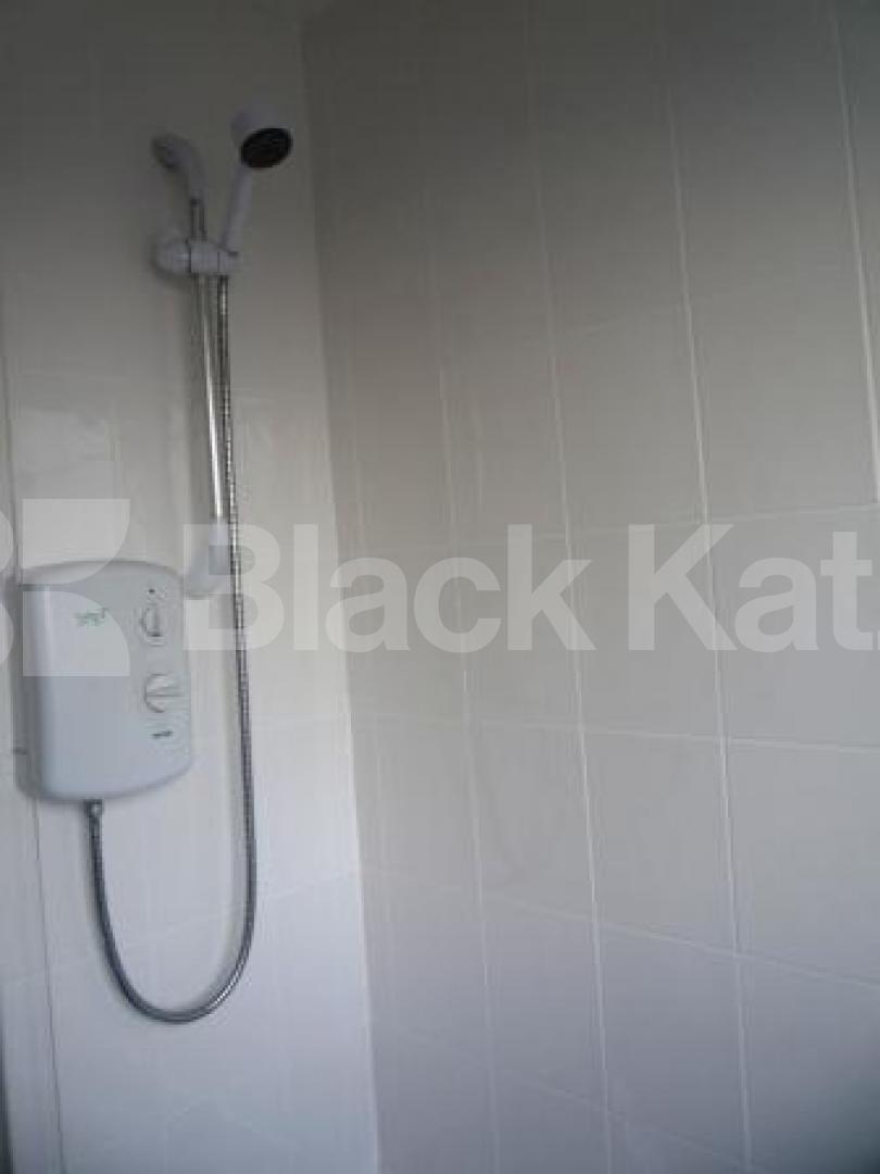 			2 Bedroom, 1 bath, 1 reception Flat			 Lordship Lane, WOOD GREEN