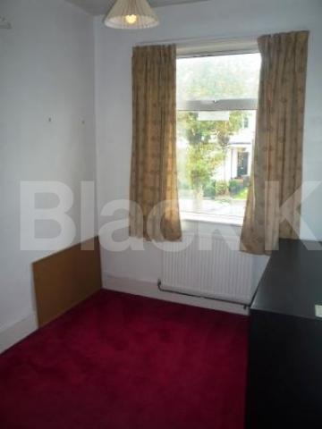 			NEW INSTRUCTION!, 2 Bedroom, 1 bath, 1 reception Flat			 Redston Road, CROUCH END N8