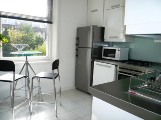 			1 Bedroom, 1 bath, 1 reception Flat			 Brondesbury Road, QUEENS PARK