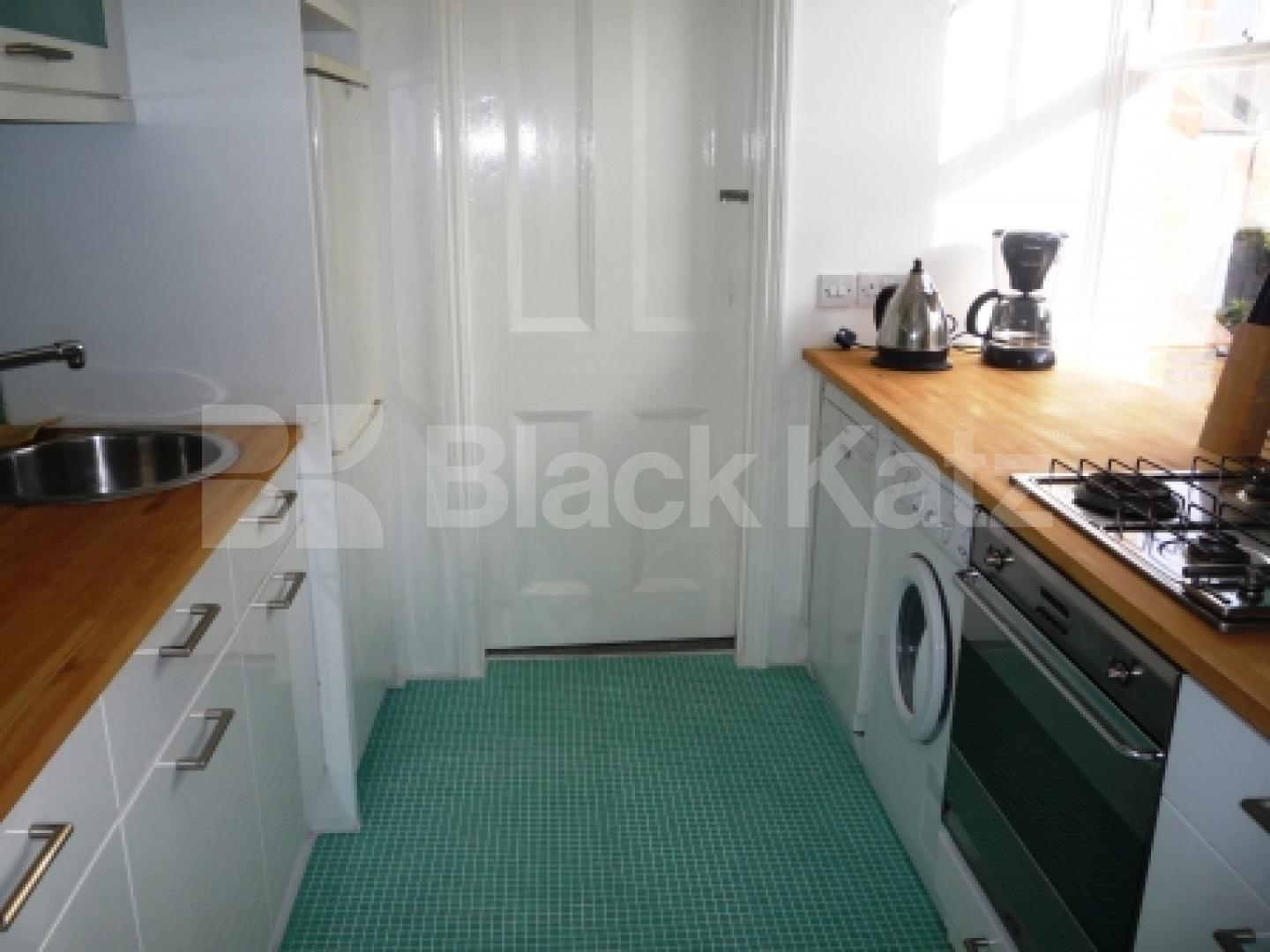 			LET!, 2 Bedroom, 1 bath, 1 reception Flat			 Wolseley Road, CROUCH END