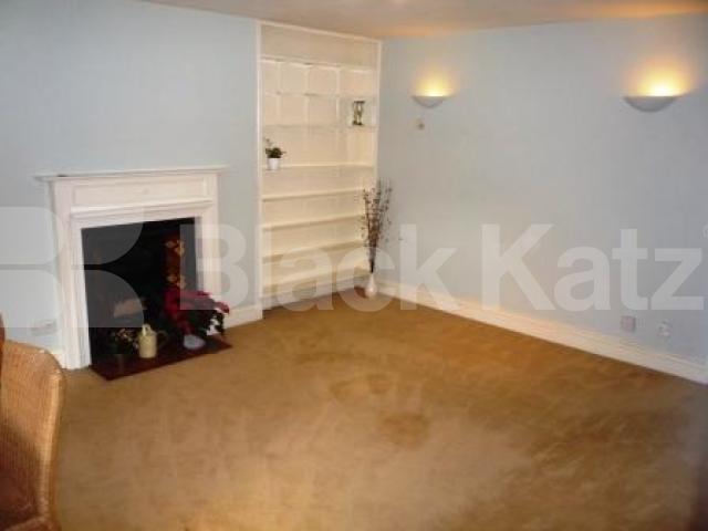 			2 Bedroom, 1 bath, 1 reception Flat			 Crouch Hill, CROUCH END