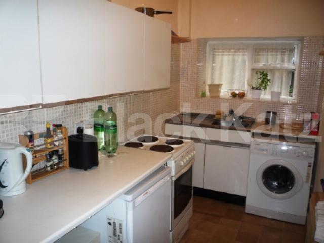 			HOLD!, 1 Bedroom, 1 bath, 1 reception Flat			 Muswell Avenue, MUSWELL HILL