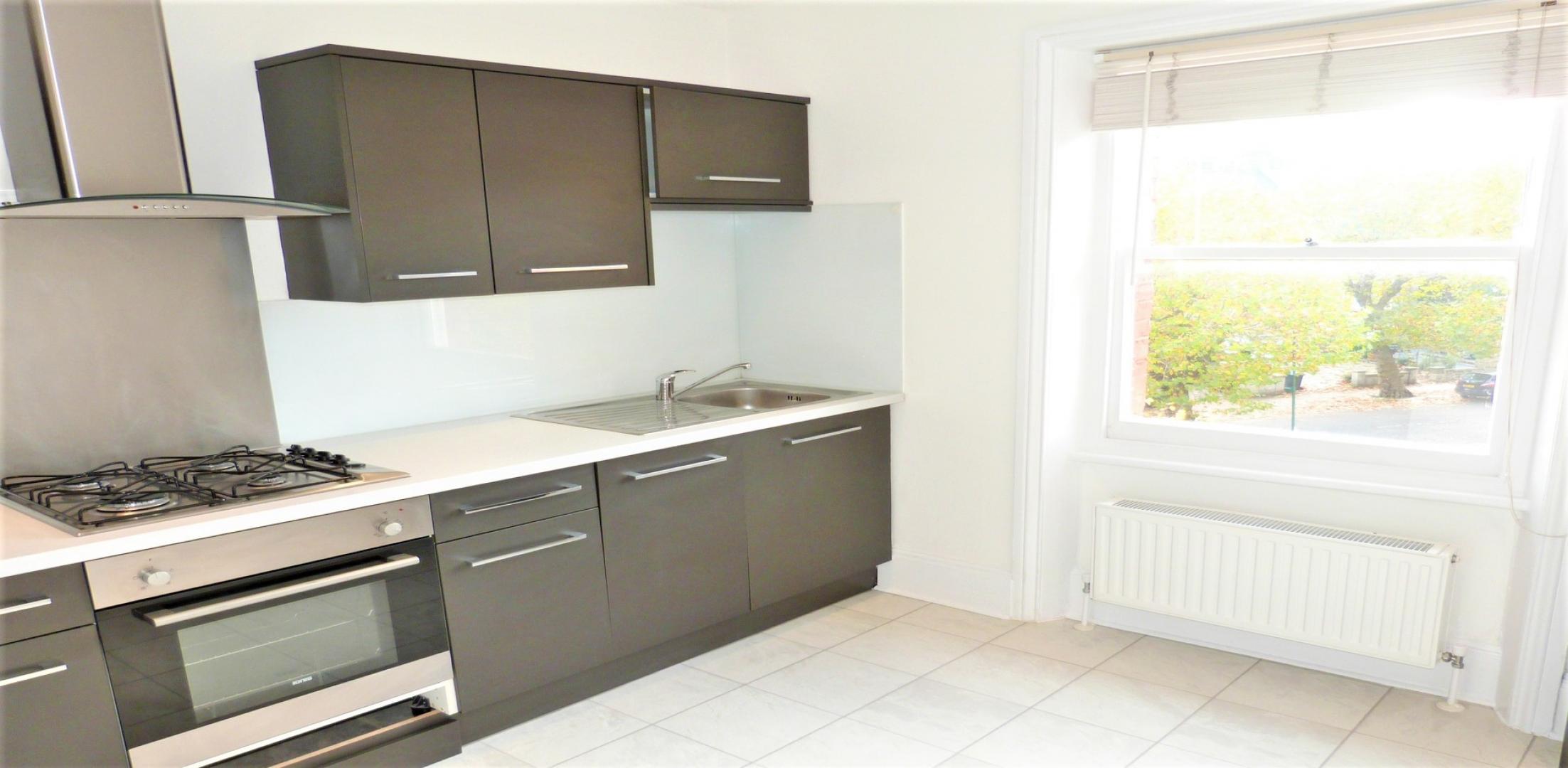 			3 Bedroom, 1 bath, 1 reception Flat			 Mowbray Road, KILBURN 
