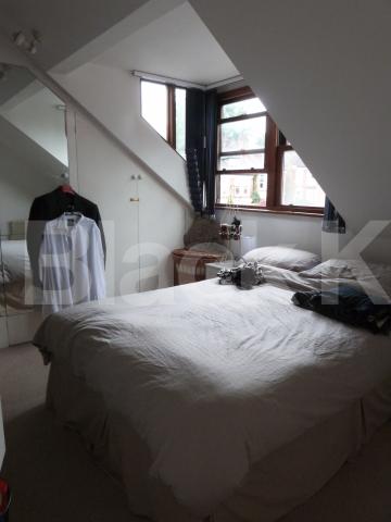 			1 Bedroom, 1 bath, 1 reception Flat			 Archway Road, Highgate 