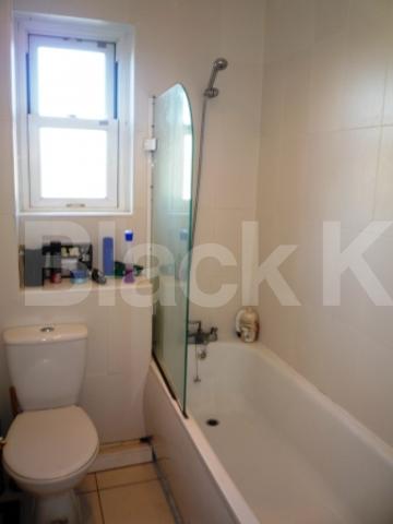 			4 Bedroom, 1 bath, 1 reception House			 Tivoli Road, CROUCH END