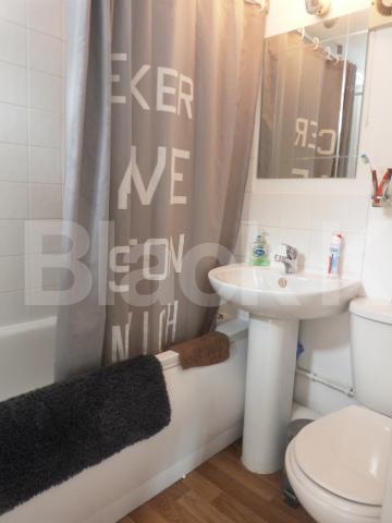 			1 Bedroom, 1 bath, 1 reception Flat			 Archway Road, Highgate 