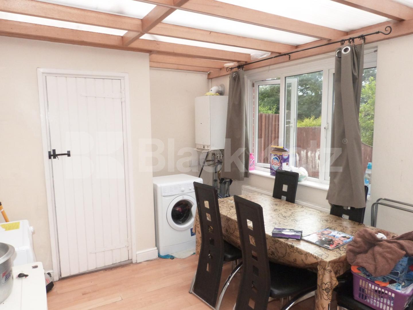 			3 Bedroom, 1 bath, 1 reception Terraced House			 Hill Road, CROUCH END