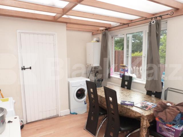 			3 Bedroom, 1 bath, 1 reception Terraced House			 Hill Road, CROUCH END