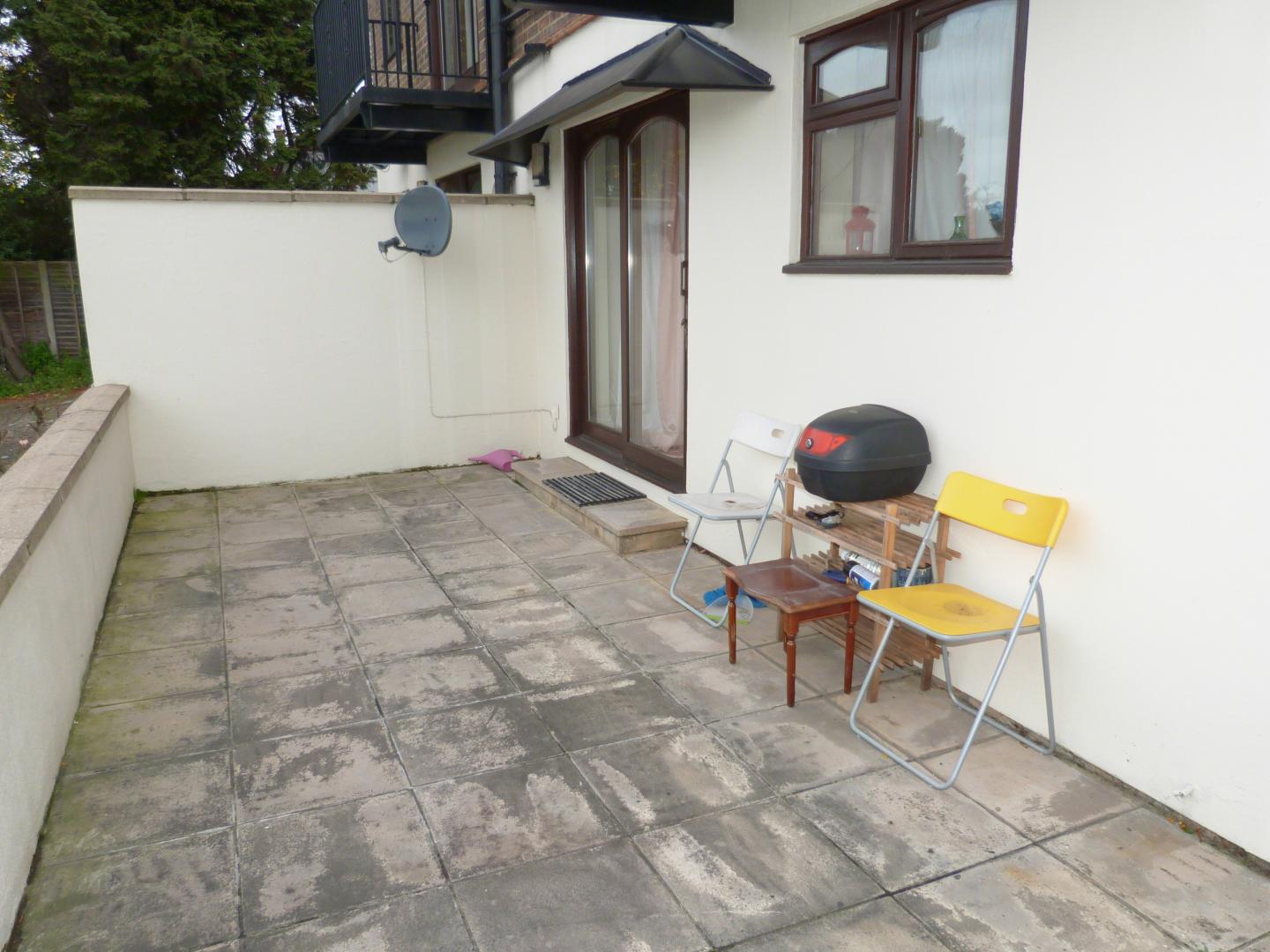 			NEW INSTRUCTION, 1 Bedroom, 1 bath, 1 reception Flat			 Dollis Hill Lane, GLADSTONE PARK