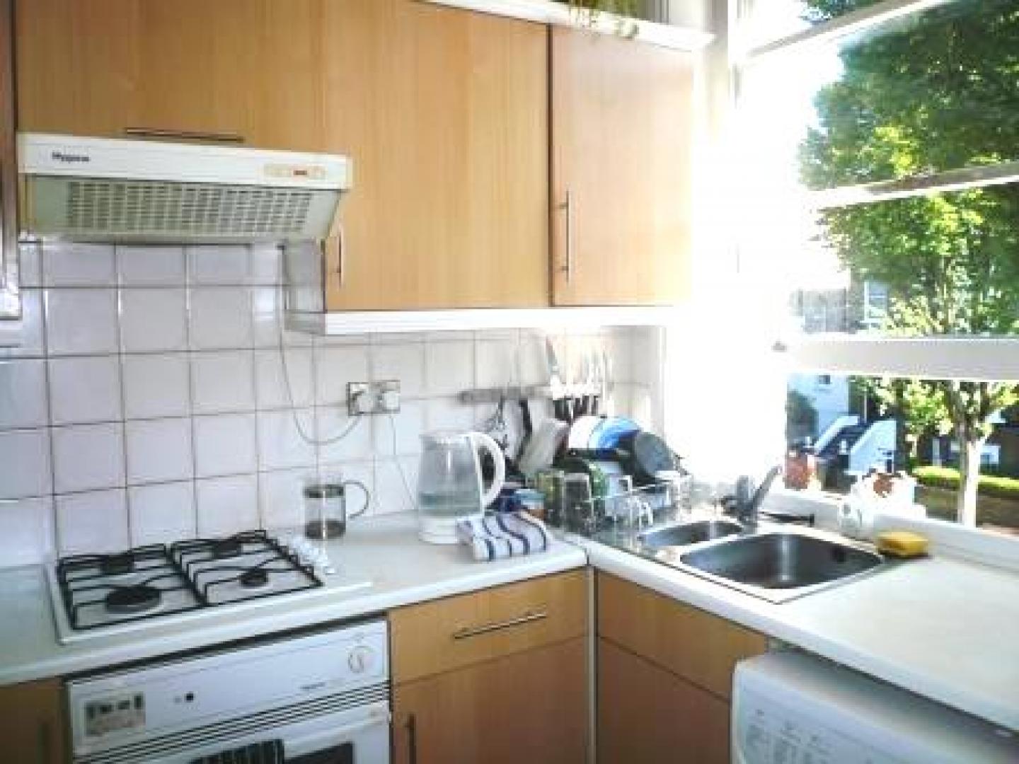 			NEW INSTRUCTION, 2 Bedroom, 1 bath, 1 reception Flat			 Brondesbury Road, QUEENS PARK