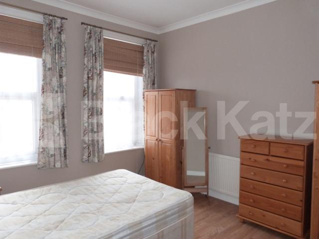 			NEW INSTRUCTION, 1 Bedroom, 1 bath, 1 reception Flat			 High Street, Hornsey