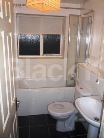 			INCLUSIVE OF COUNCIL TAX!, Studio Apartment, 1 bath, 1 reception Studio			 Greenway Close, FRIERN BARNET