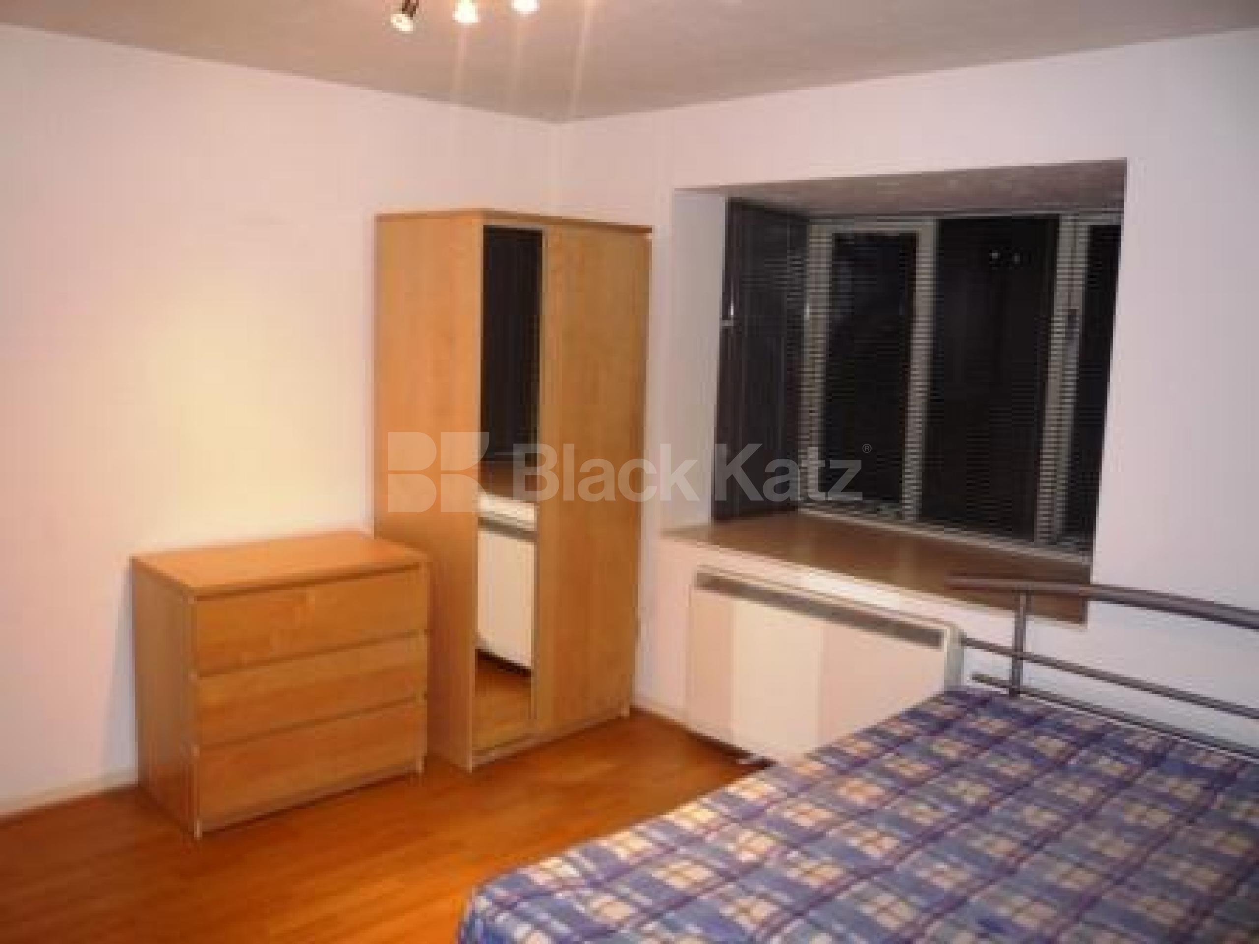 			INCLUSIVE OF COUNCIL TAX!, Studio Apartment, 1 bath, 1 reception Studio			 Greenway Close, FRIERN BARNET N11