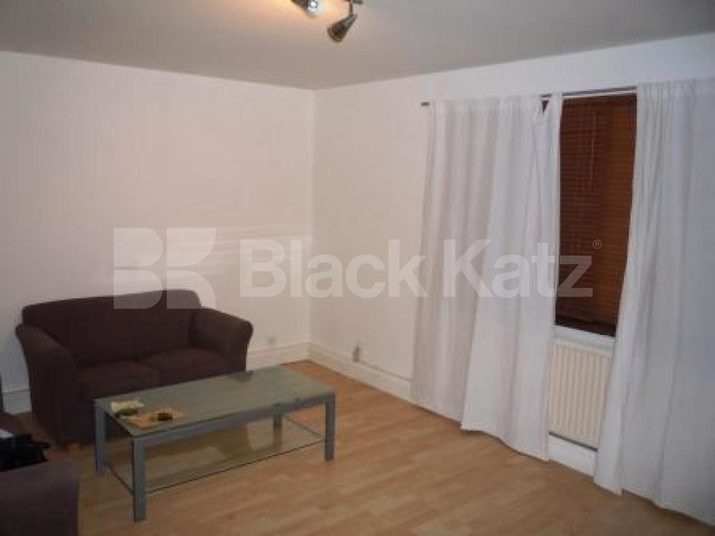 			1 Bedroom, 1 bath, 1 reception Flat			 Palmerston Road, BOWES PARK