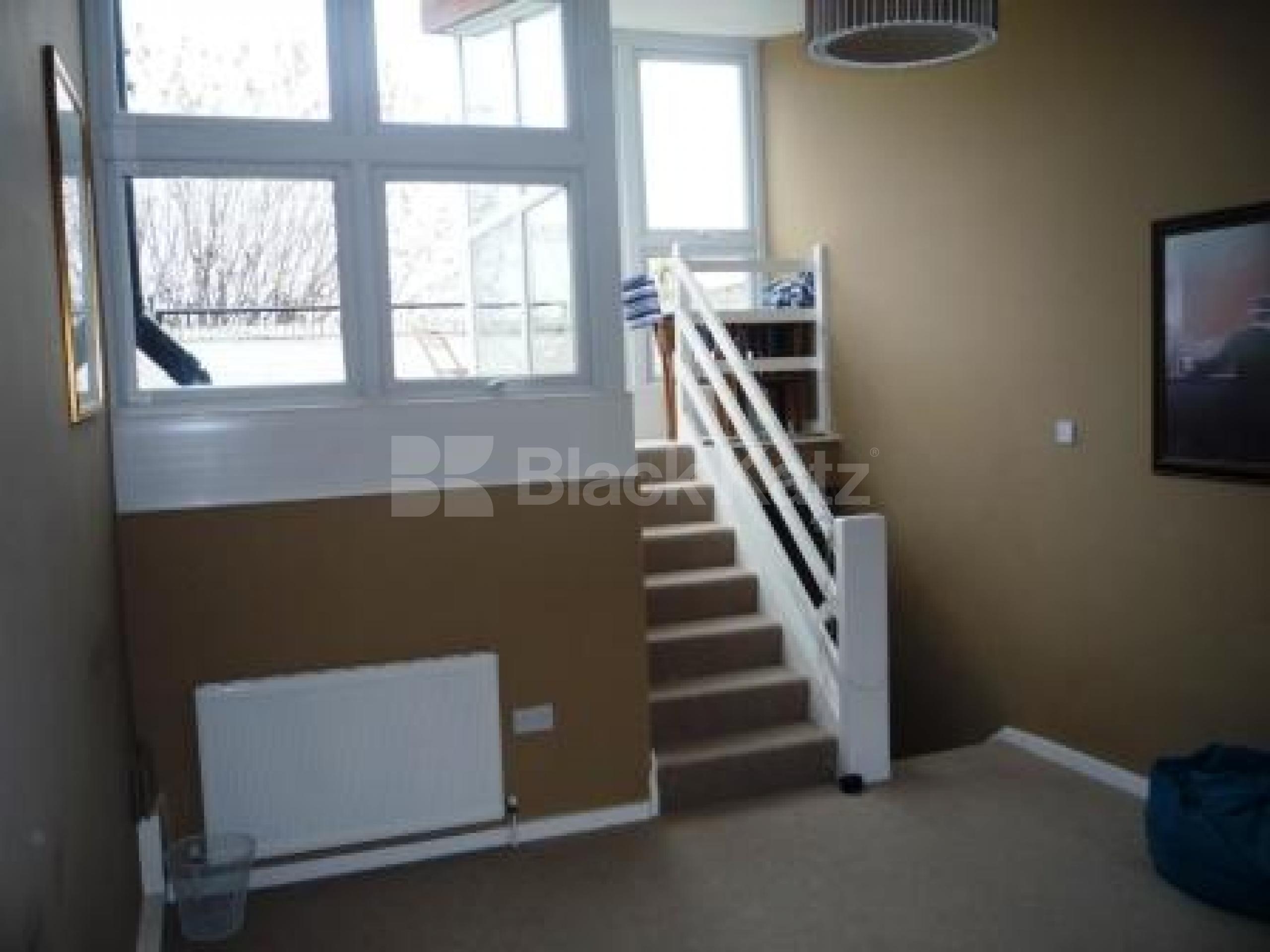 			2 Bedroom, 1 bath, 1 reception House			 Lightfoot Road, CROUCH END N8