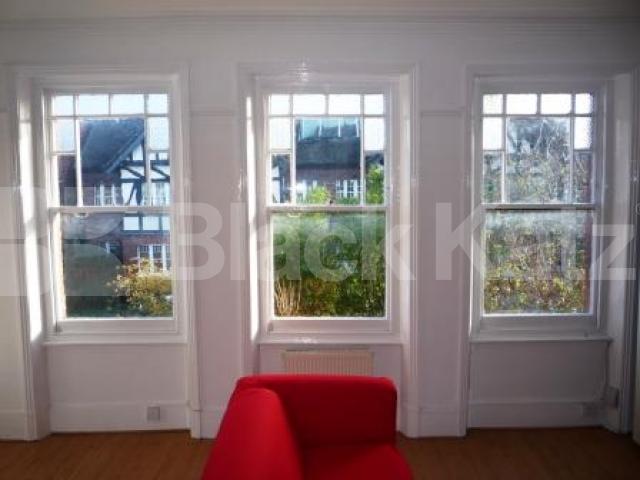 			2 Bedroom, 1 bath, 1 reception Flat			 Glebe Rd, Crouch End