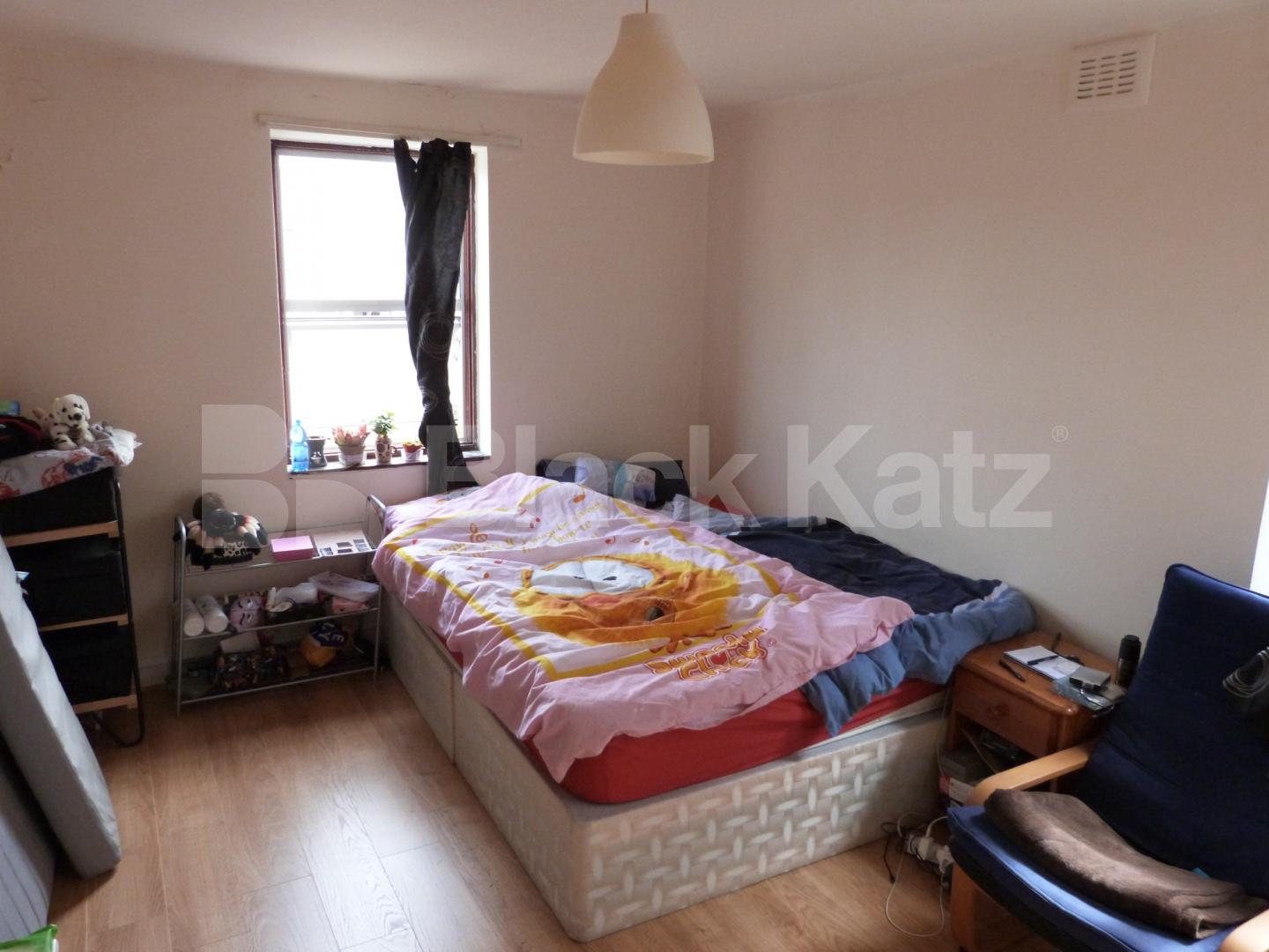 			2 Bedroom, 1 bath, 1 reception Flat			 Turnpike Lane, Hornsey
