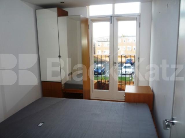 			2 Bedroom, 1 bath, 1 reception Flat			 Hillfield Avenue, CROUCH END