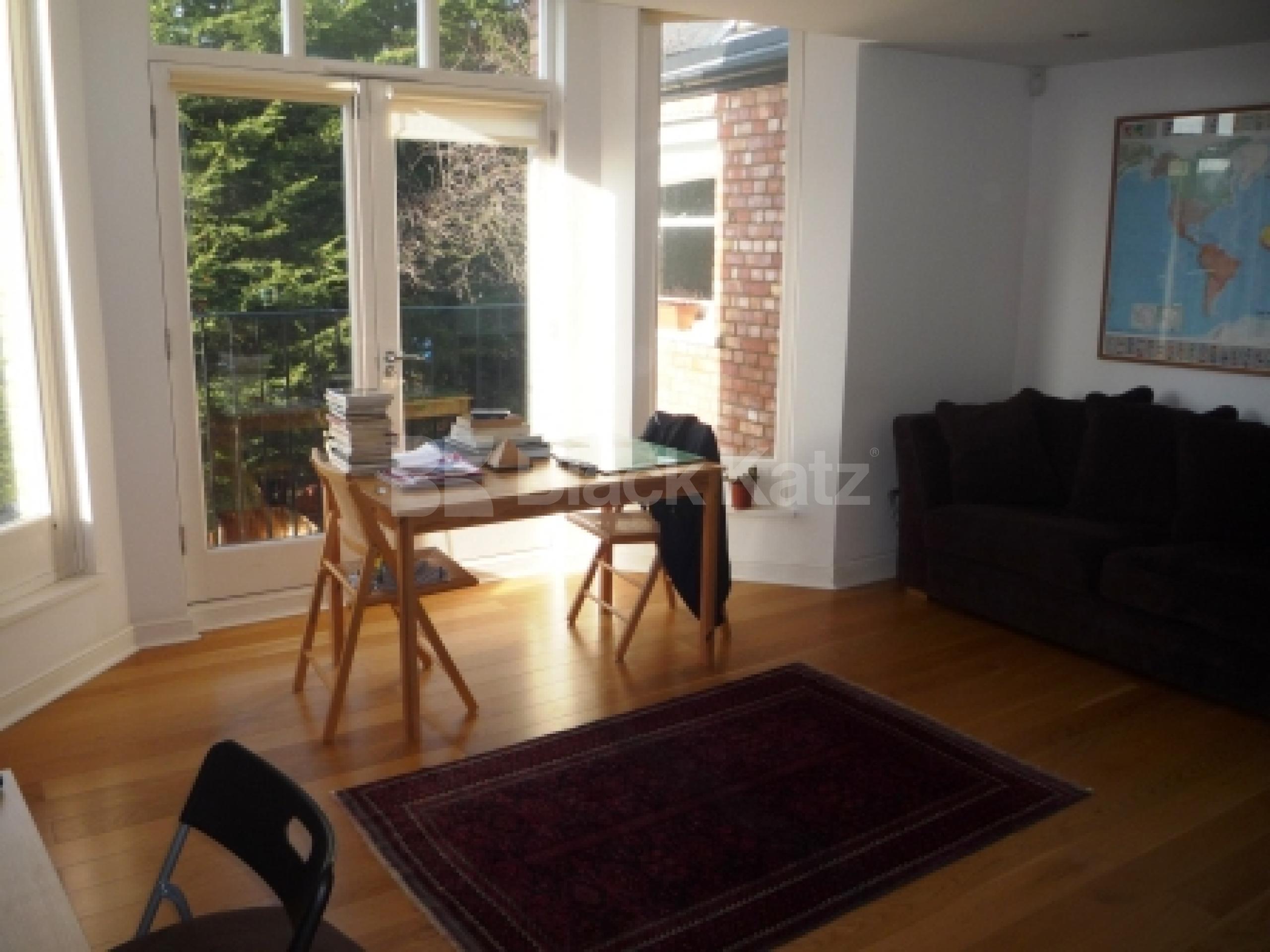 			2 Bedroom, 1 bath, 1 reception Flat			 Hillfield Avenue, CROUCH END N8