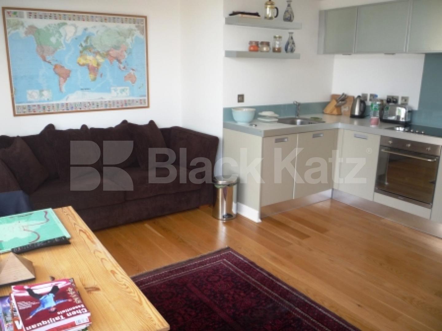 			2 Bedroom, 1 bath, 1 reception Flat			 Hillfield Avenue, CROUCH END