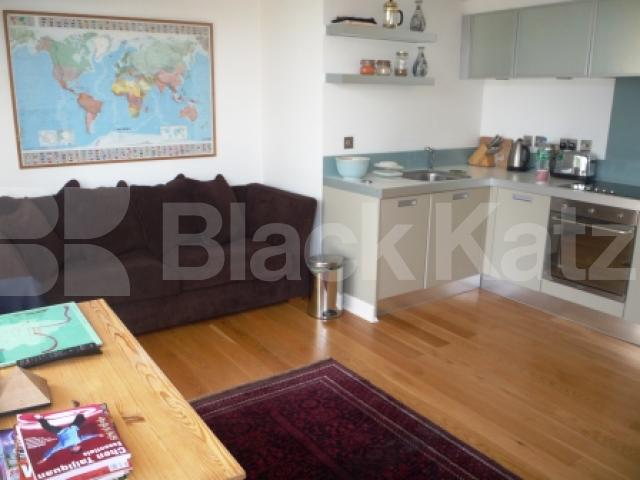 			2 Bedroom, 1 bath, 1 reception Flat			 Hillfield Avenue, CROUCH END