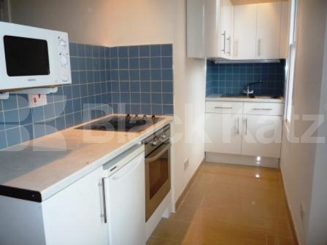 			1 Bedroom, 1 bath, 1 reception Flat			 Highgate West Hill, HIGHGATE