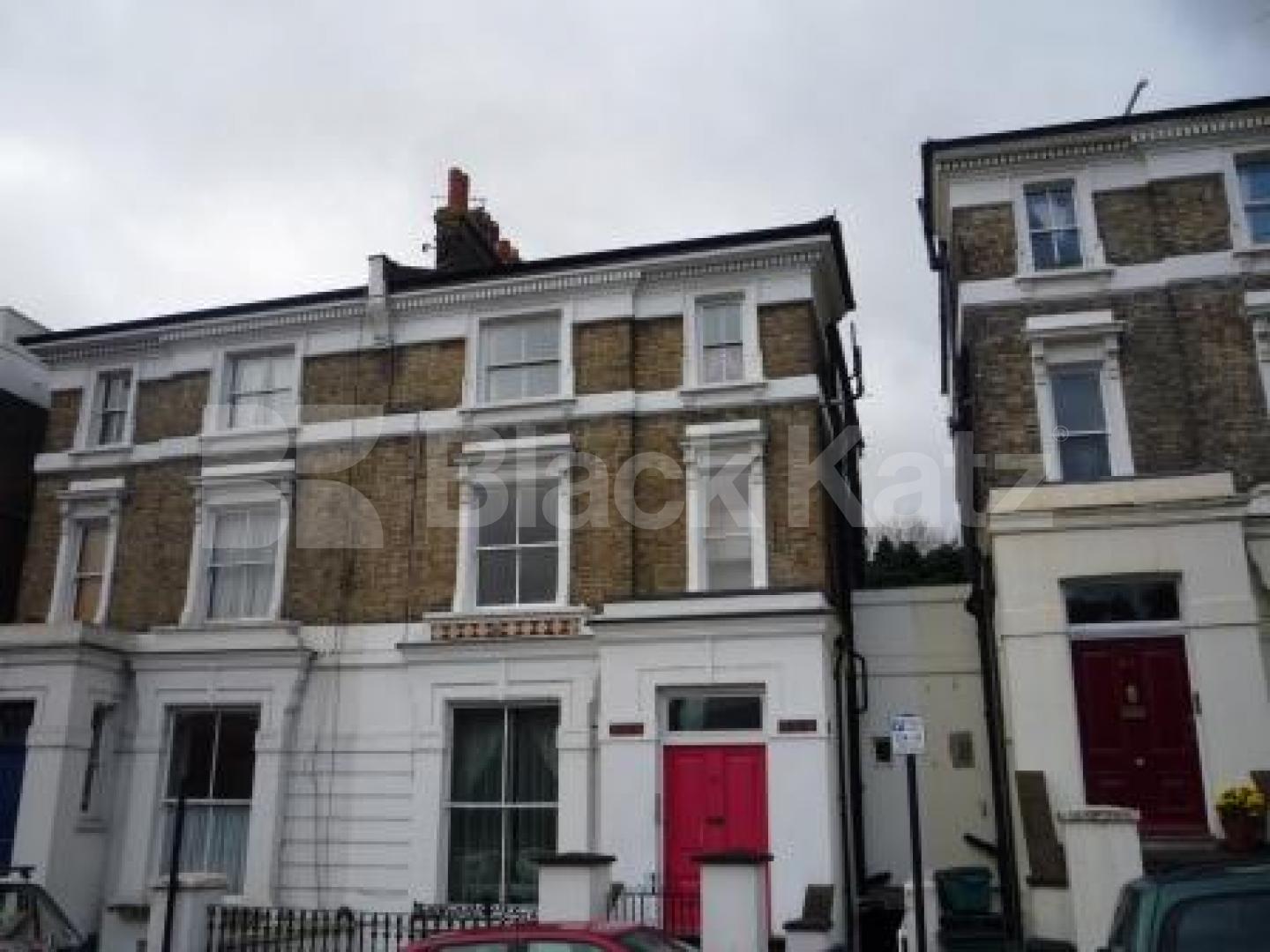 			1 Bedroom, 1 bath, 1 reception Flat			 Highgate West Hill, HIGHGATE