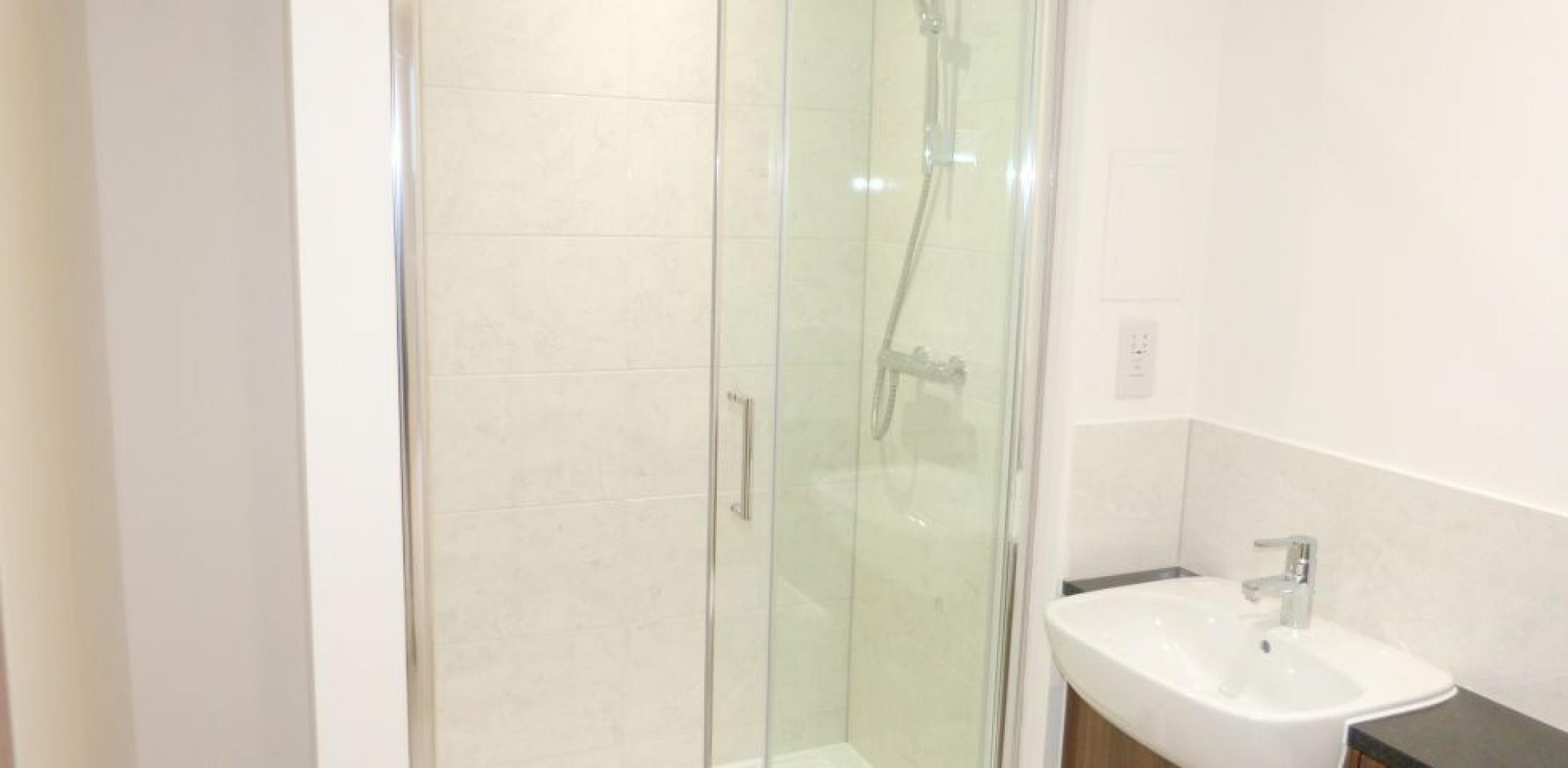 			BRAND NEW DEVELOPMENT, 2 Bedroom, 1 bath, 1 reception Apartment			 Hendon Waterside, HENDON 