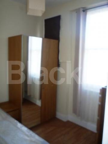 			3 Bedroom, 1 bath, 1 reception Flat			 Muswell Avenue, MUSWELL HILL