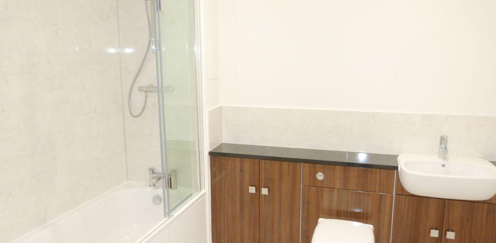 			BRAND NEW DEVELOPMENT, 2 Bedroom, 1 bath, 1 reception Apartment			 Hendon Waterside, HENDON 