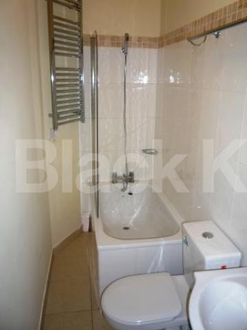 			3 Bedroom, 1 bath, 1 reception Flat			 Muswell Avenue, MUSWELL HILL