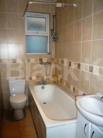 			Only 1 month's deposit instead of 6 weeks saving £500!, 2 Bedroom, 1 bath, 1 reception Flat			 Tottenham Lane, CROUCH END