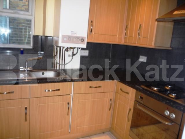 			Only 1 month's deposit instead of 6 weeks saving £500!, 2 Bedroom, 1 bath, 1 reception Flat			 Tottenham Lane, CROUCH END