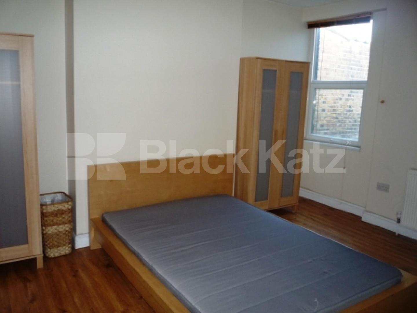 			Only 1 month's deposit instead of 6 weeks saving £500!, 2 Bedroom, 1 bath, 1 reception Flat			 Tottenham Lane, CROUCH END