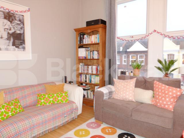 			NEW INSTRUCTION, 2 Bedroom, 1 bath, 1 reception Flat			 Wandsworth Bridge Road, PARSONS GREEN