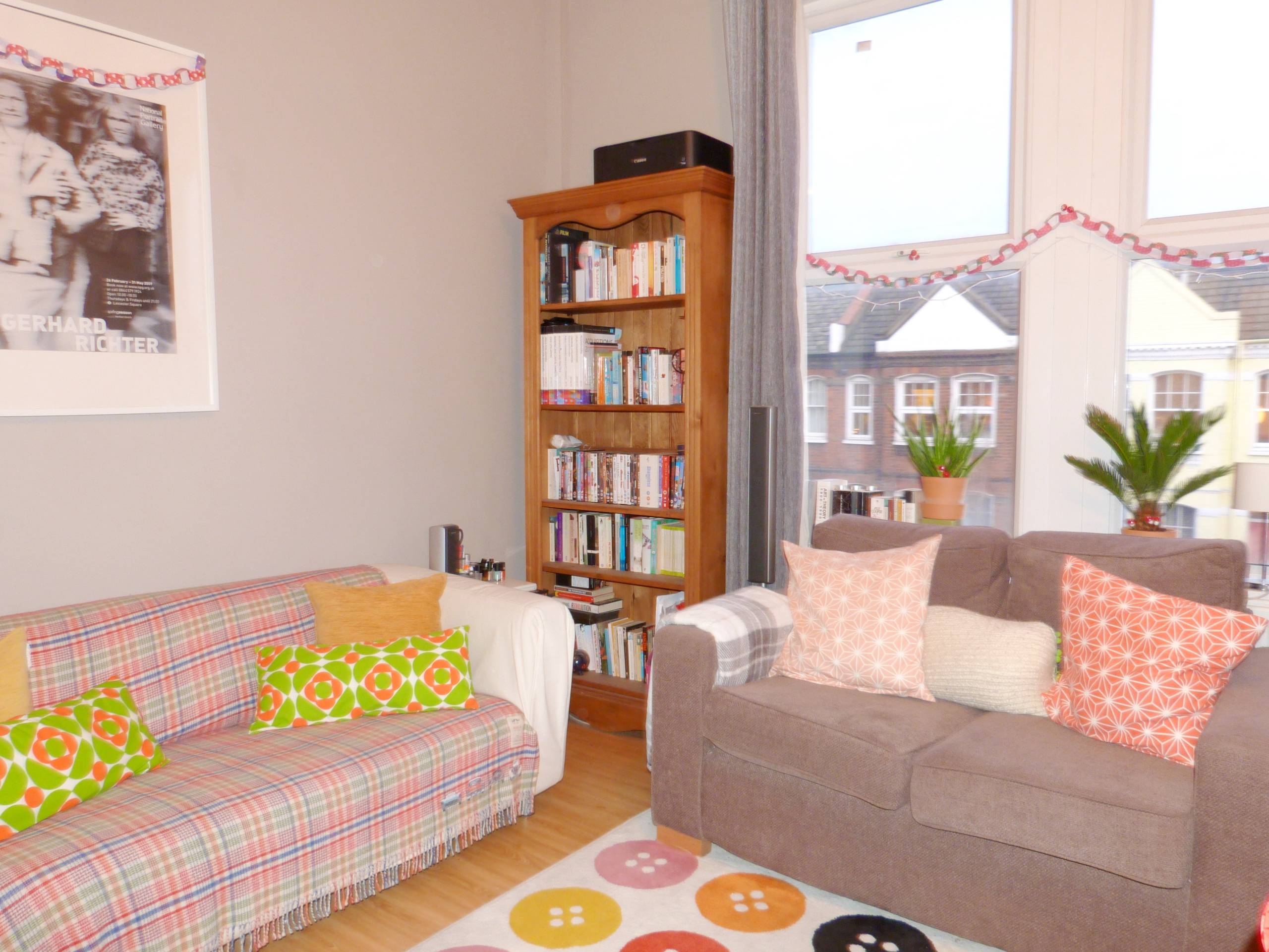 			UNDER OFFER , 2 Bedroom, 1 bath, 1 reception Flat			 Wandsworth Bridge Road, PARSONS GREEN SW6