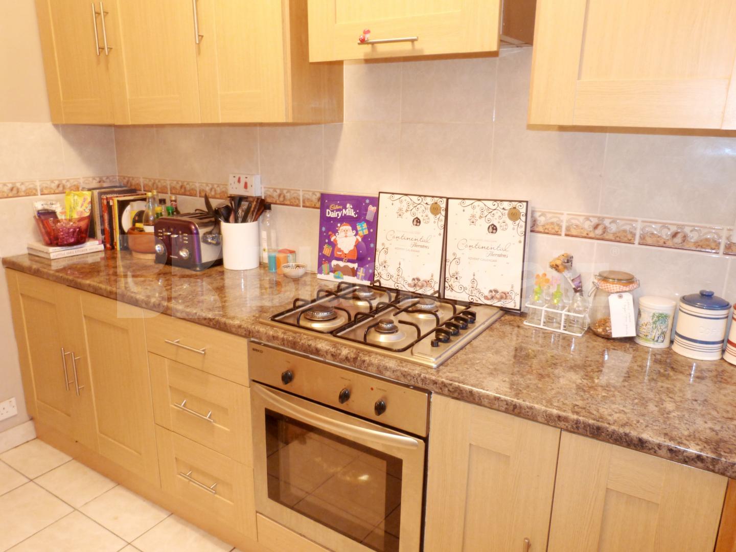 			NEW INSTRUCTION, 2 Bedroom, 1 bath, 1 reception Flat			 Wandsworth Bridge Road, PARSONS GREEN