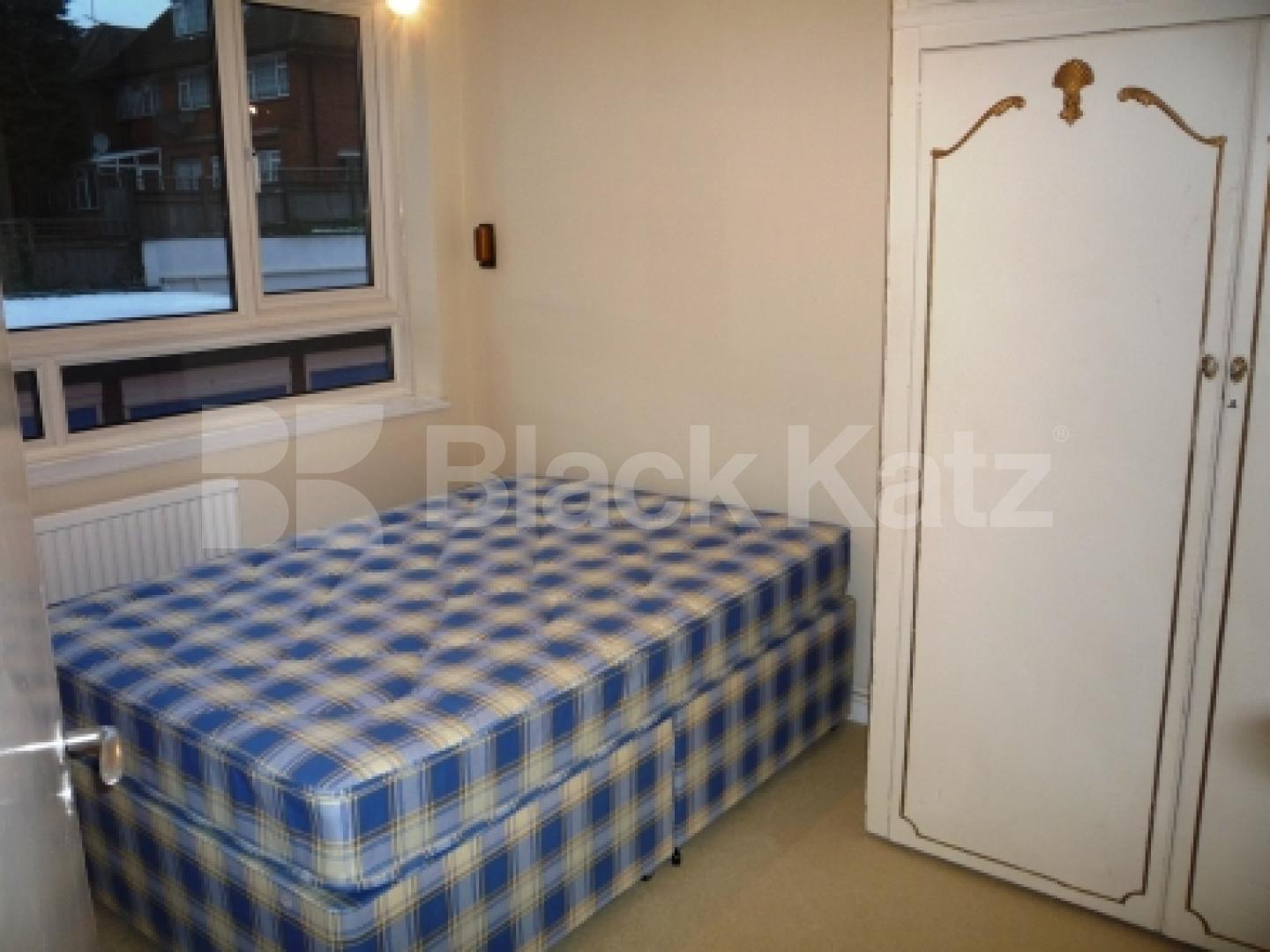 			2 Bedroom, 1 bath, 1 reception Flat			 Regents Park Road, FINCHLEY CENTRAL