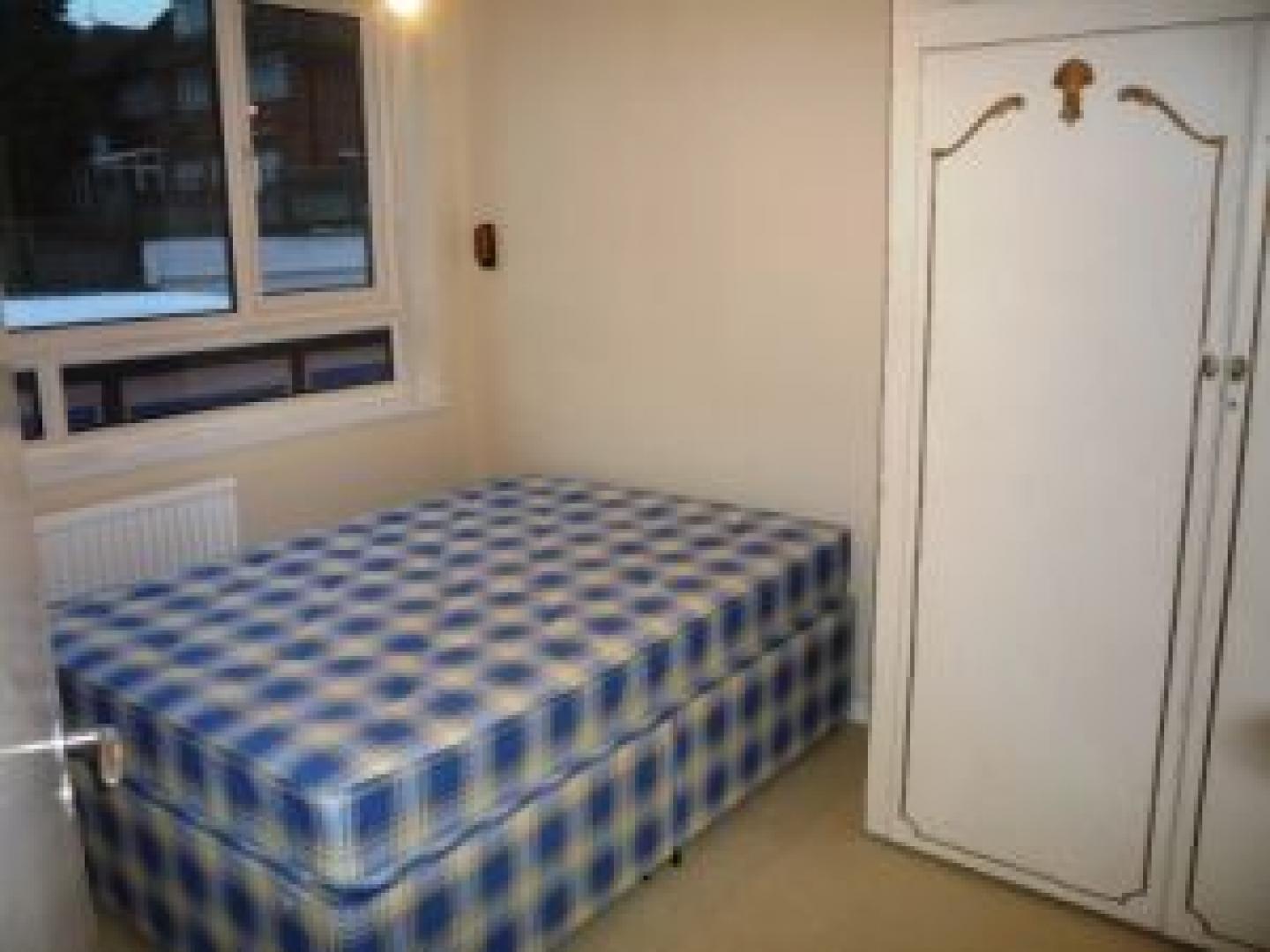 			2 Bedroom, 1 bath, 1 reception Flat			 Regents Park Road, FINCHLEY CENTRAL