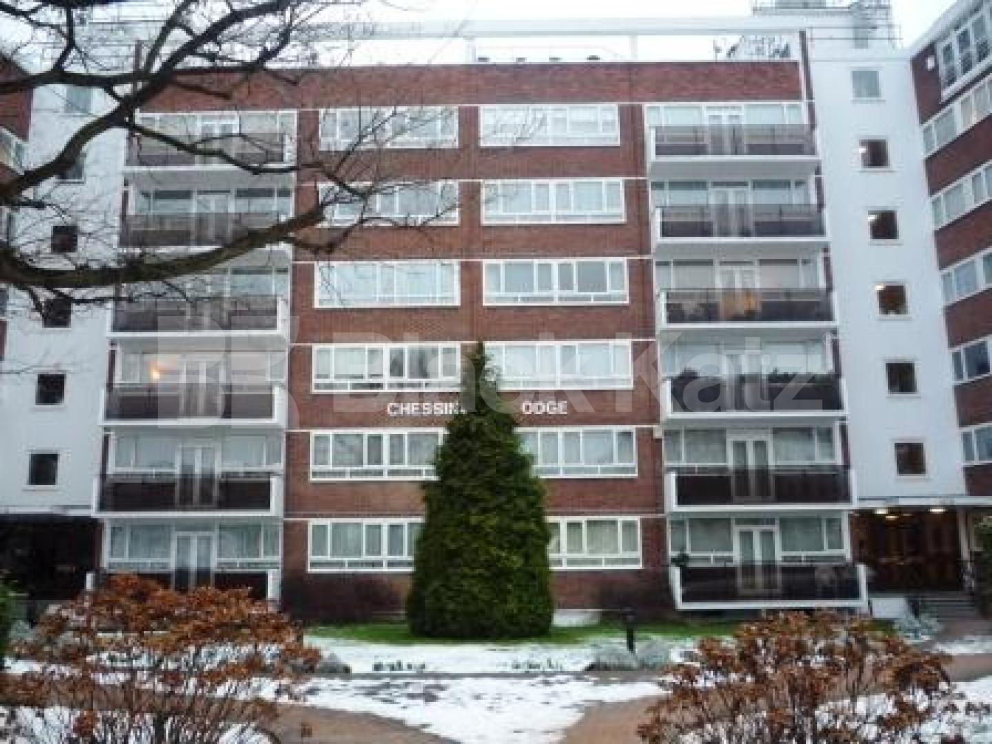 			2 Bedroom, 1 bath, 1 reception Flat			 Regents Park Road, FINCHLEY CENTRAL