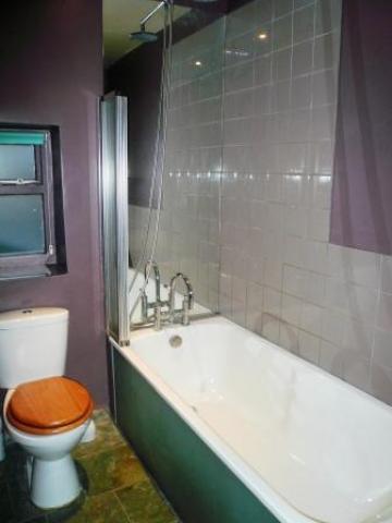 			2 Bedroom, 1 bath, 1 reception Flat			 Harlesden Road, WILLESDEN GREEN