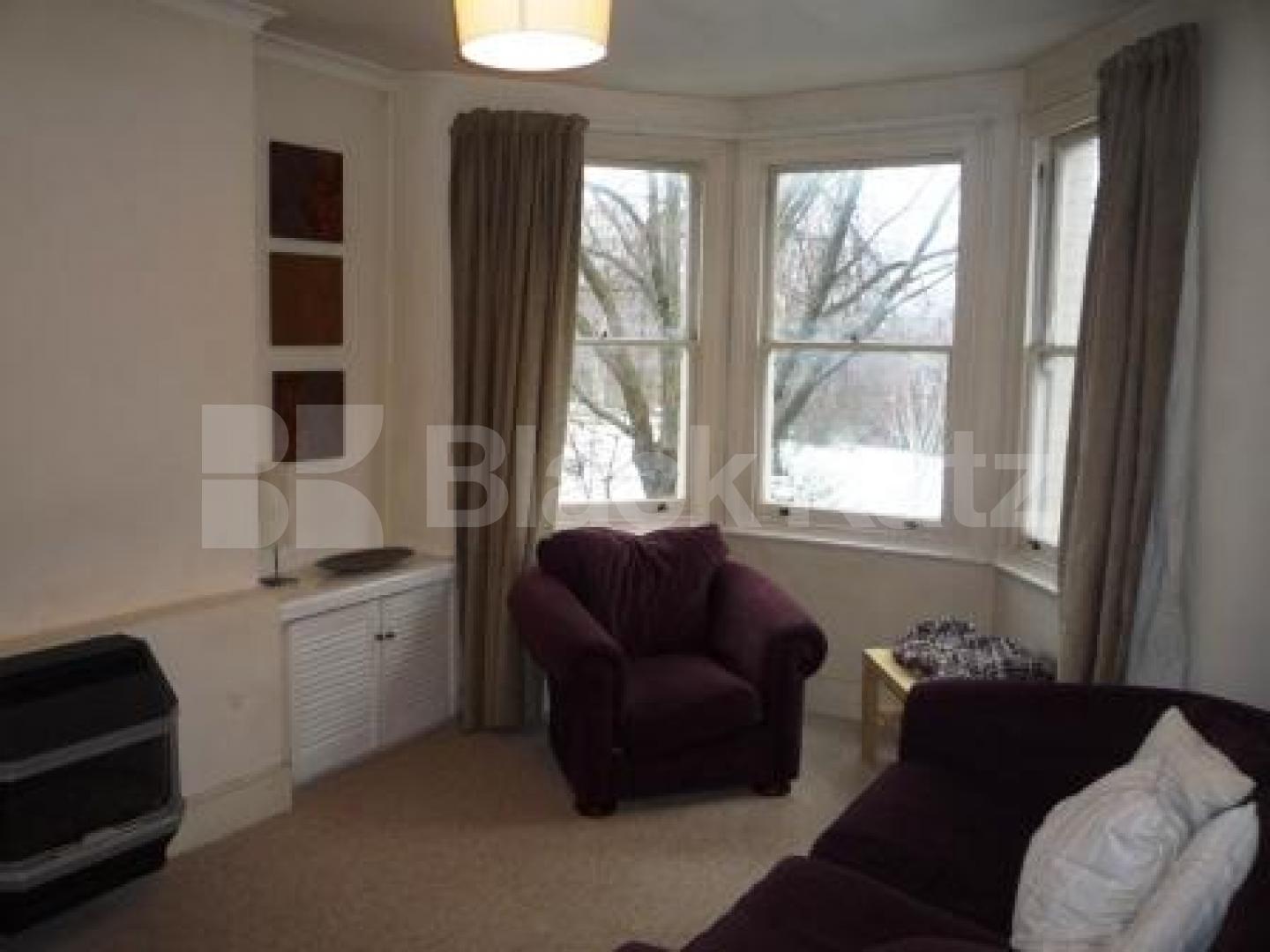 			3 Bedroom, 1 bath, 1 reception Flat			 Middle Lane, CROUCH END