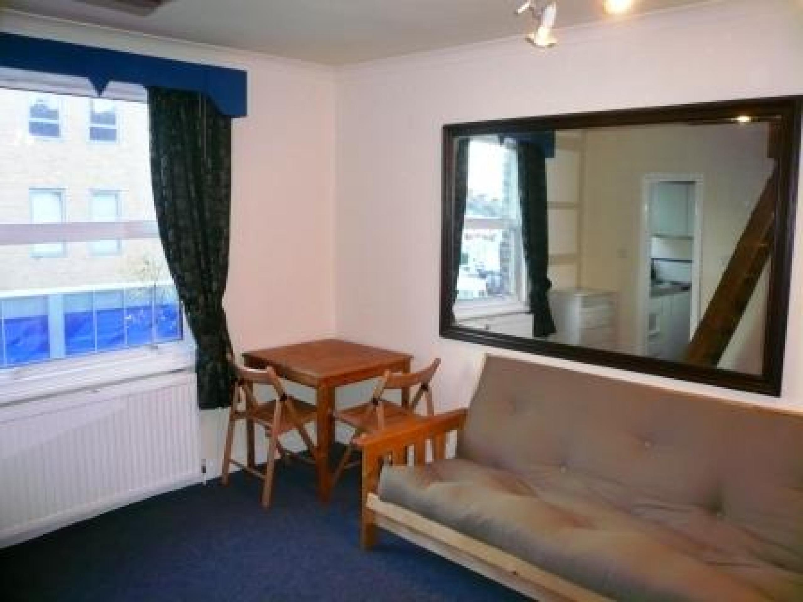 			Studio Apartment, 1 bath, 1 reception Studio			 Willesden Lane, KILBURN NW6