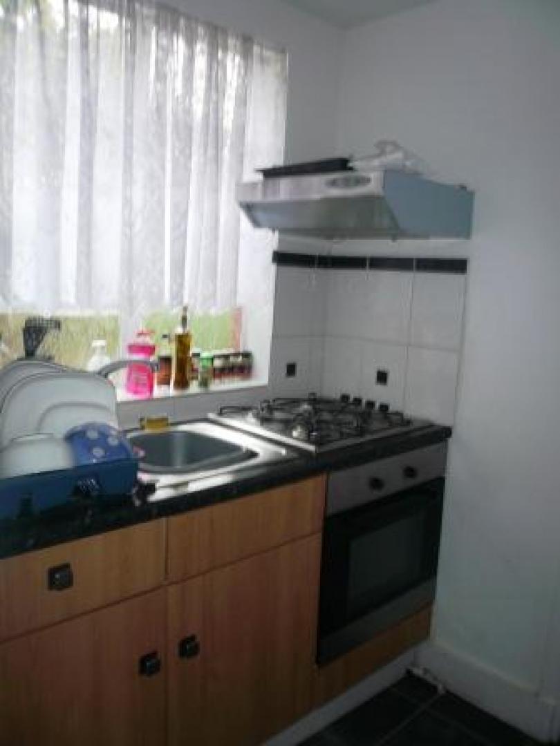 			PRIVATE GARDEN, 2 Bedroom, 1 bath, 1 reception Flat			 Purves Road, KENSAL GREEN