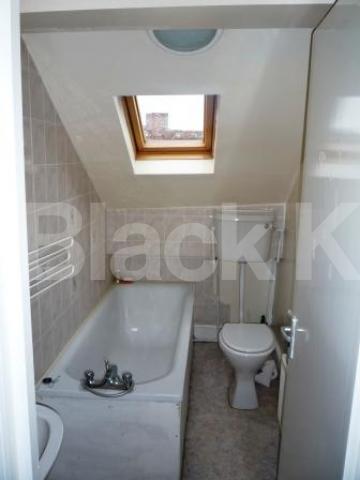 			1 Bedroom, 1 bath, 1 reception Flat			 Brampton Park Road, WOOD GREEN