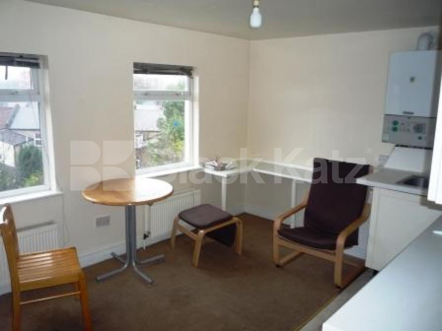 			1 Bedroom, 1 bath, 1 reception Flat			 Brampton Park Road, WOOD GREEN