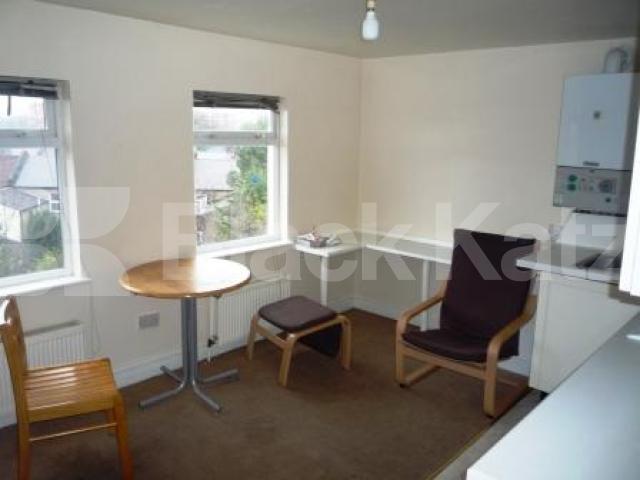 			1 Bedroom, 1 bath, 1 reception Flat			 Brampton Park Road, WOOD GREEN